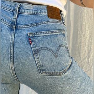 Levi’s Wedgie jeans